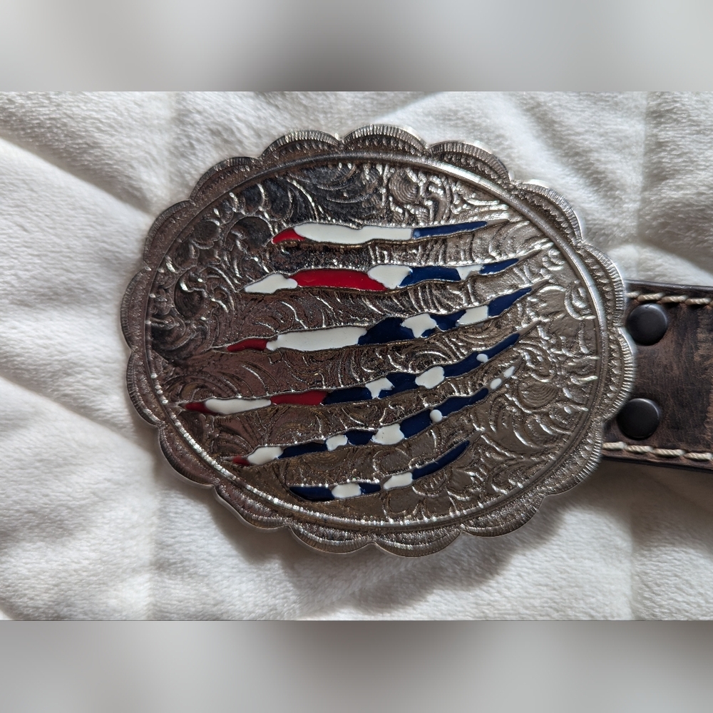 Women's Belt Buckle With Belt